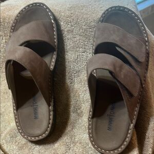 Minnetonka Brown Leather Sandals Classic Slip-On